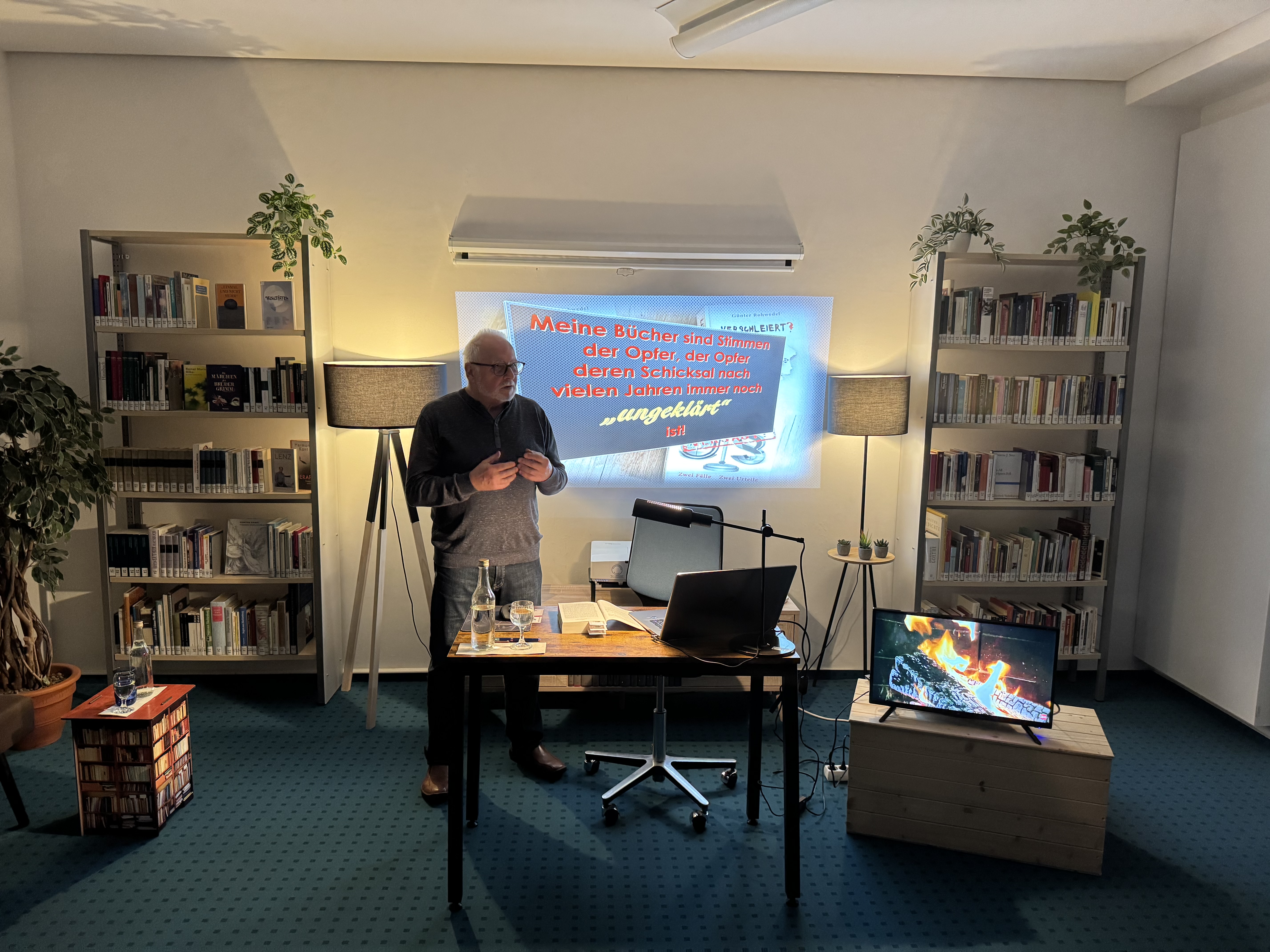 „Wein und Buch“ begeistert beim Literaturmonat „Parchim liest“ 2024